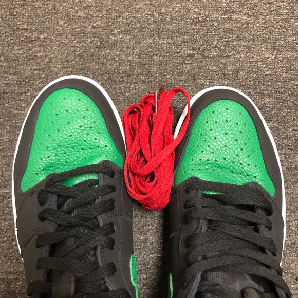 Air Jordan 1 Retro High OG ‘Pine Green 2.0’ - Picture 3 of 6